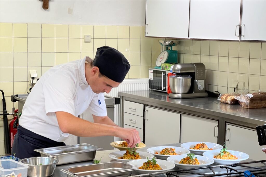 Fran Raffo in de keuken van de abdij